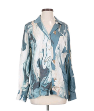Hacks S01 Jean Smart Blouse