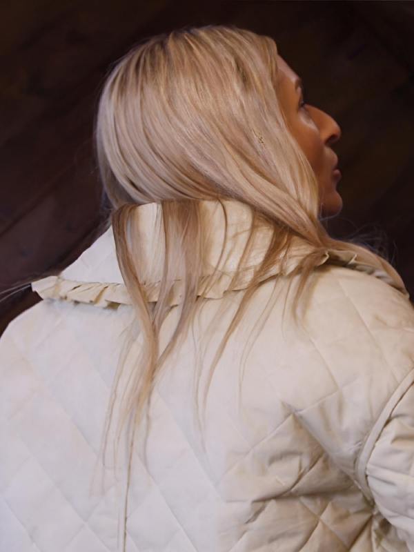 Jasmine Roth Roast My Rental S01 2026 Beige Ruffled Collar Quilted Jacket